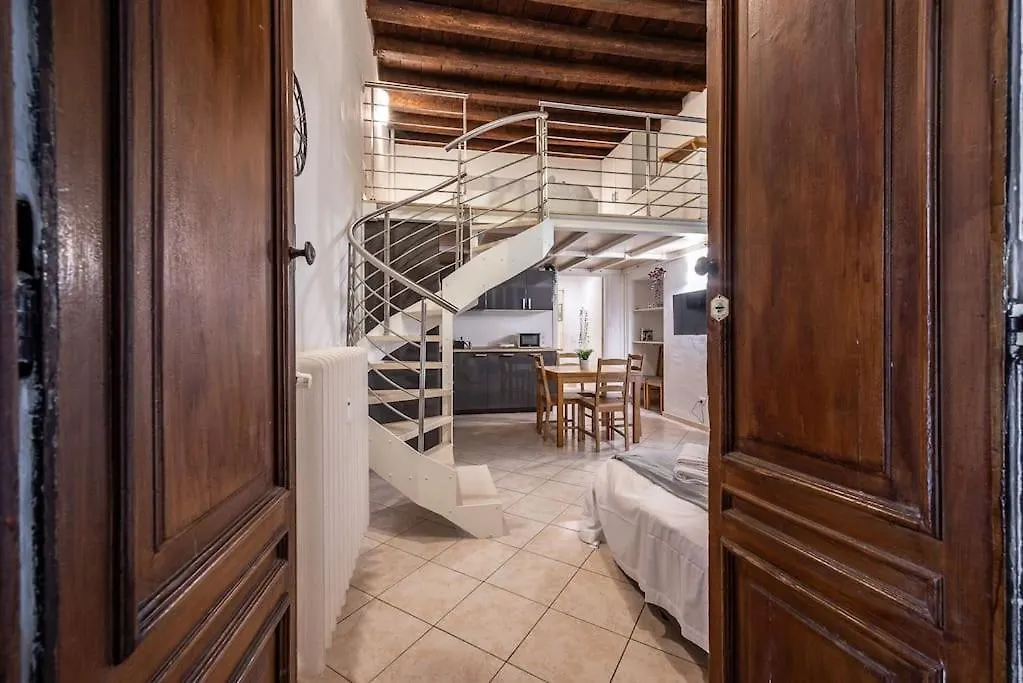 Verdi'S Nest - Loft With Wifi And Netflix Милан Апартаменты