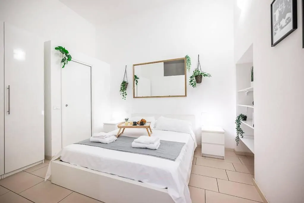Verdi'S Nest - Loft With Wifi And Netflix Милан 0*,