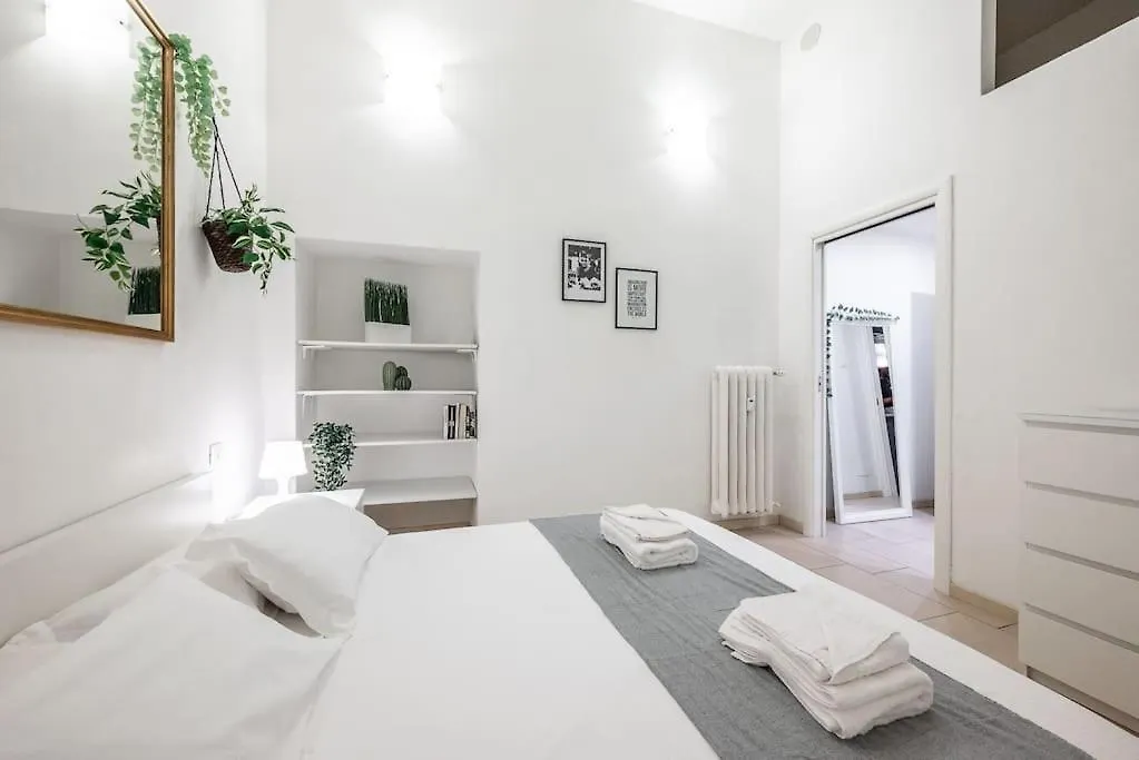 Апартаменты Verdi'S Nest - Loft With Wifi And Netflix Милан Италия