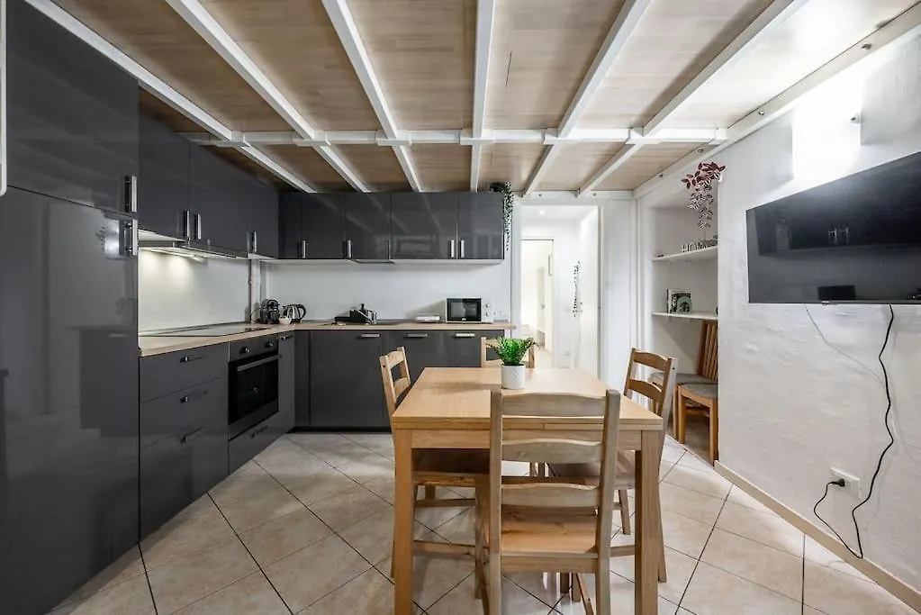 Verdi'S Nest - Loft With Wifi And Netflix Милан Апартаменты